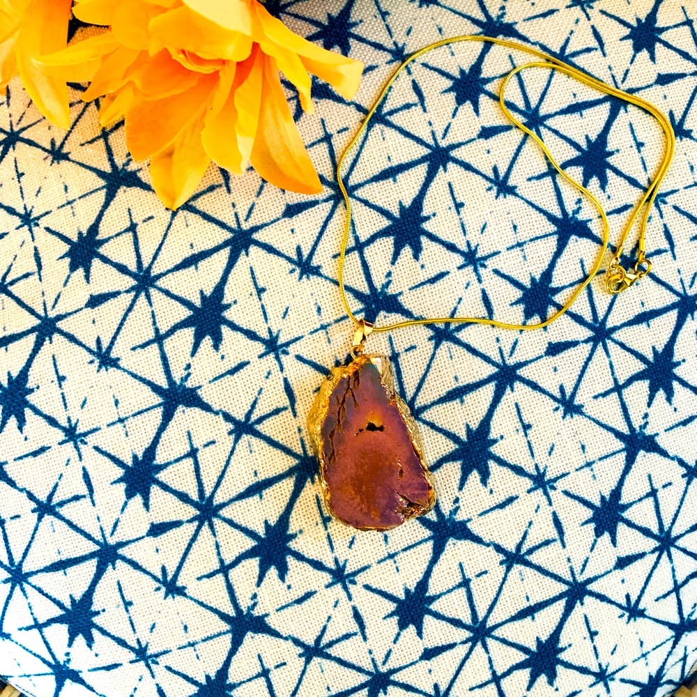 Beautiful gold plated Agate window pendant